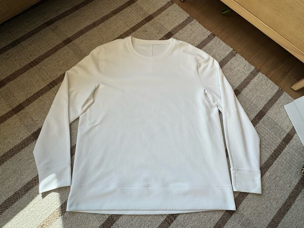 Lululemon Men’s Long Sleeve Waffle Textured Knit Shirt White XL Men’s